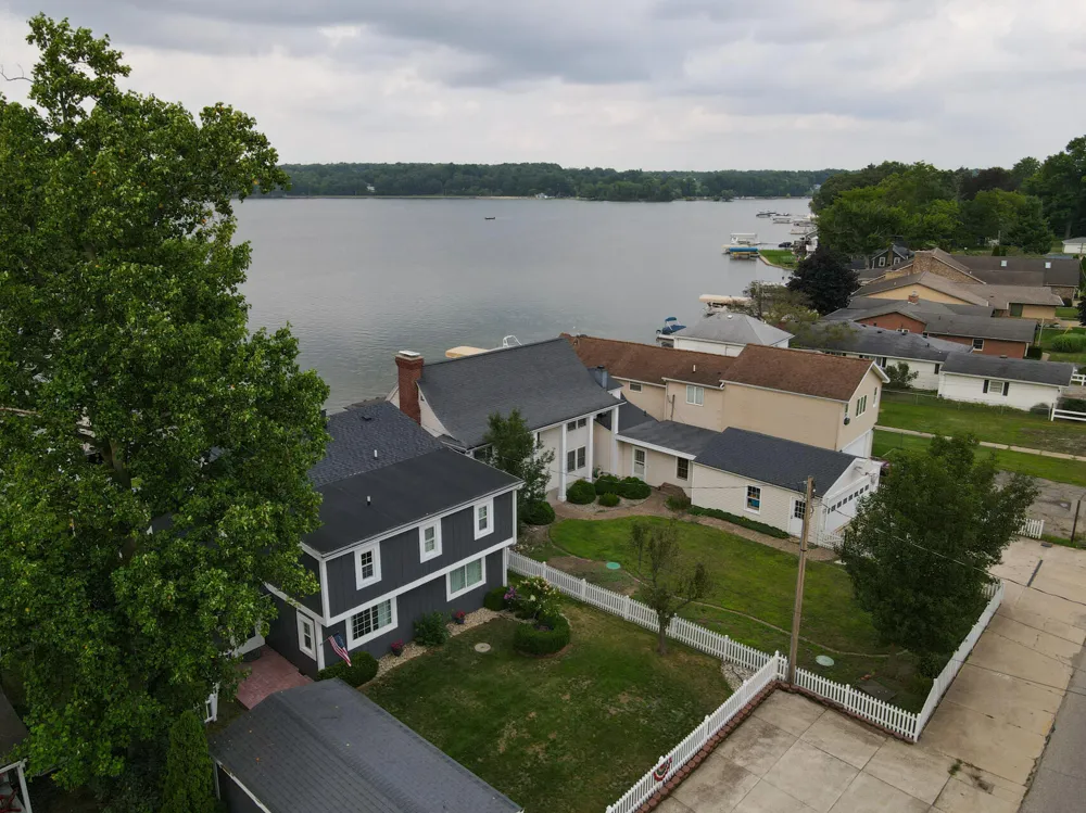 2124 Ash Te Wette Beach Drive Cambria Township, MI 49242