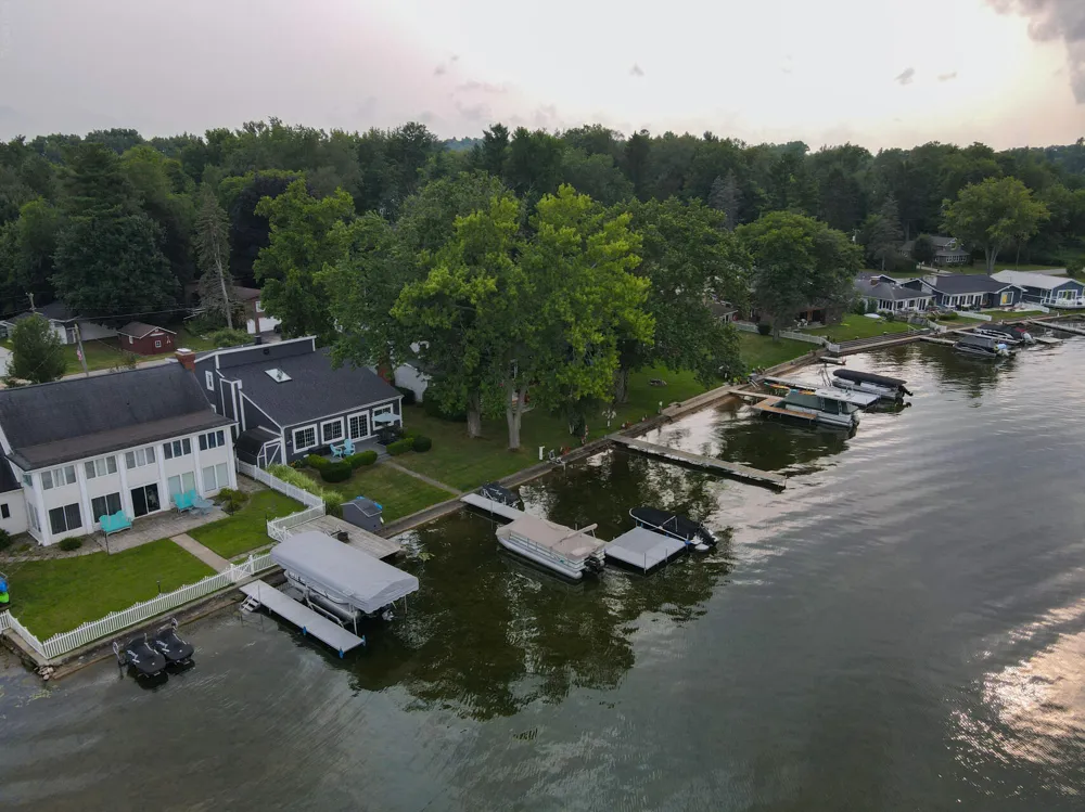2124 Ash Te Wette Beach Drive Cambria Township, MI 49242