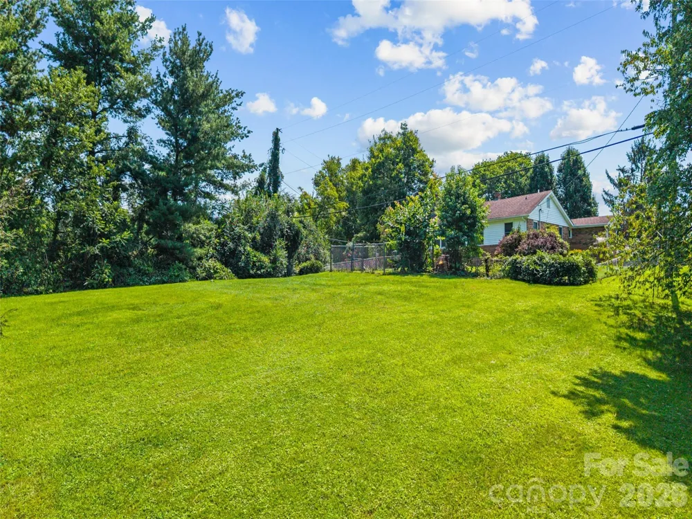 53 Salem Road Weaverville, NC 28787