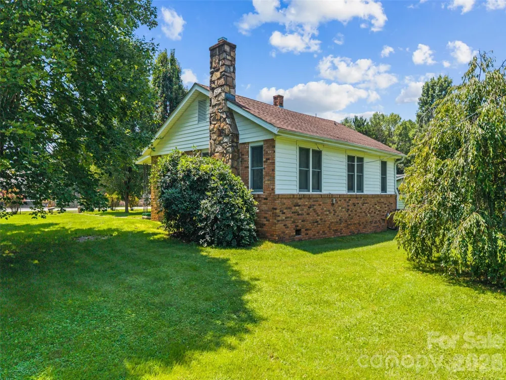 53 Salem Road Weaverville, NC 28787