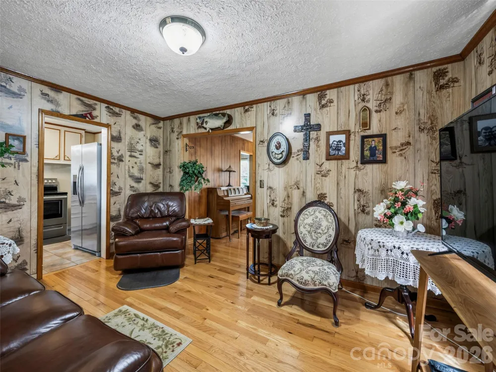 53 Salem Road Weaverville, NC 28787