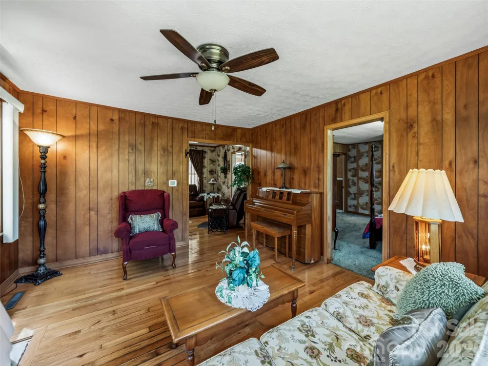 53 Salem Road Weaverville, NC 28787
