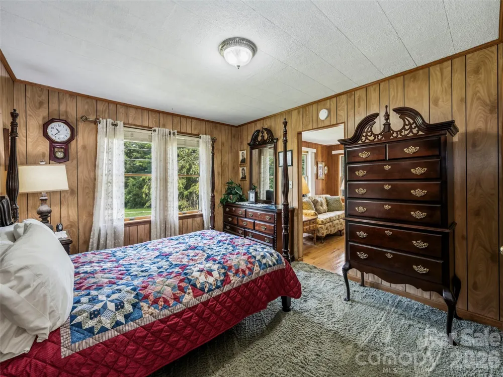 53 Salem Road Weaverville, NC 28787