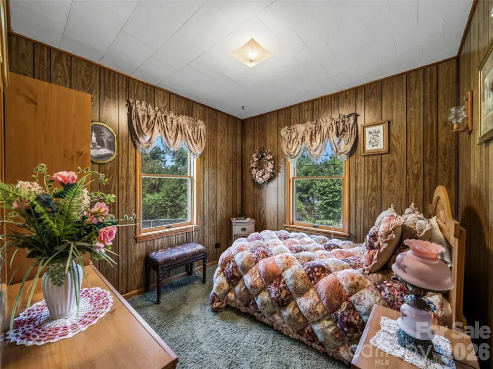 53 Salem Road Weaverville, NC 28787