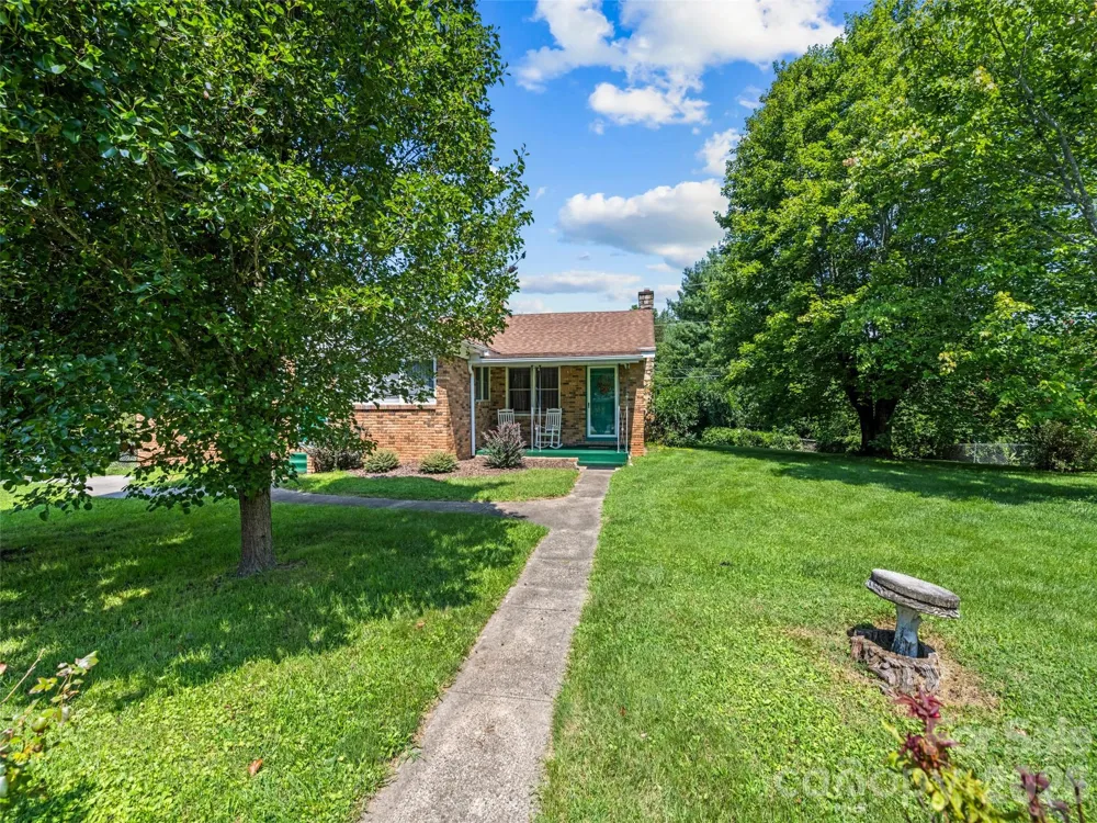 53 Salem Road Weaverville, NC 28787