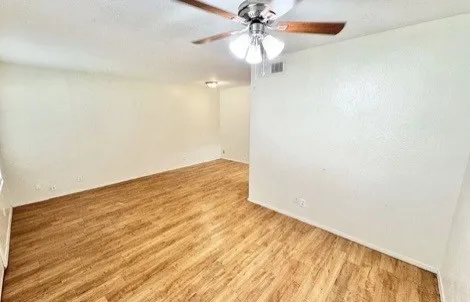 1115 Austin Street Denton, TX 76201