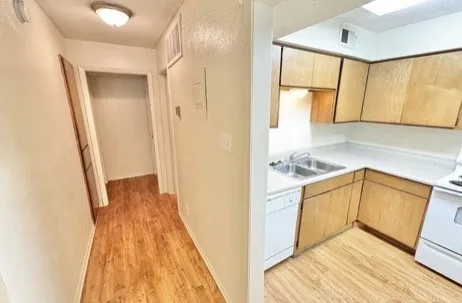 1115 Austin Street Denton, TX 76201
