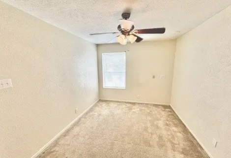 1115 Austin Street Denton, TX 76201