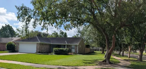 3102 E Heatherock Circle