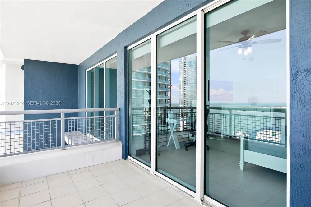 60 SW 13th St #4602 Miami, FL 33130