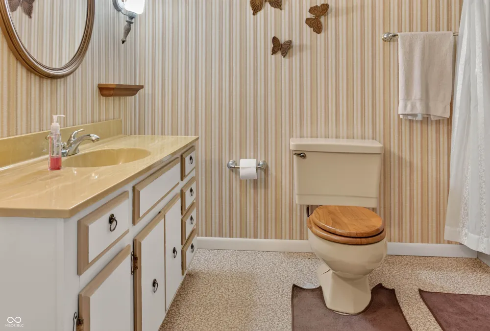 1234 E Denman Road Rosedale, IN 47874