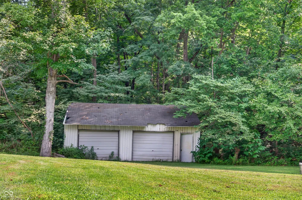 1234 E Denman Road Rosedale, IN 47874