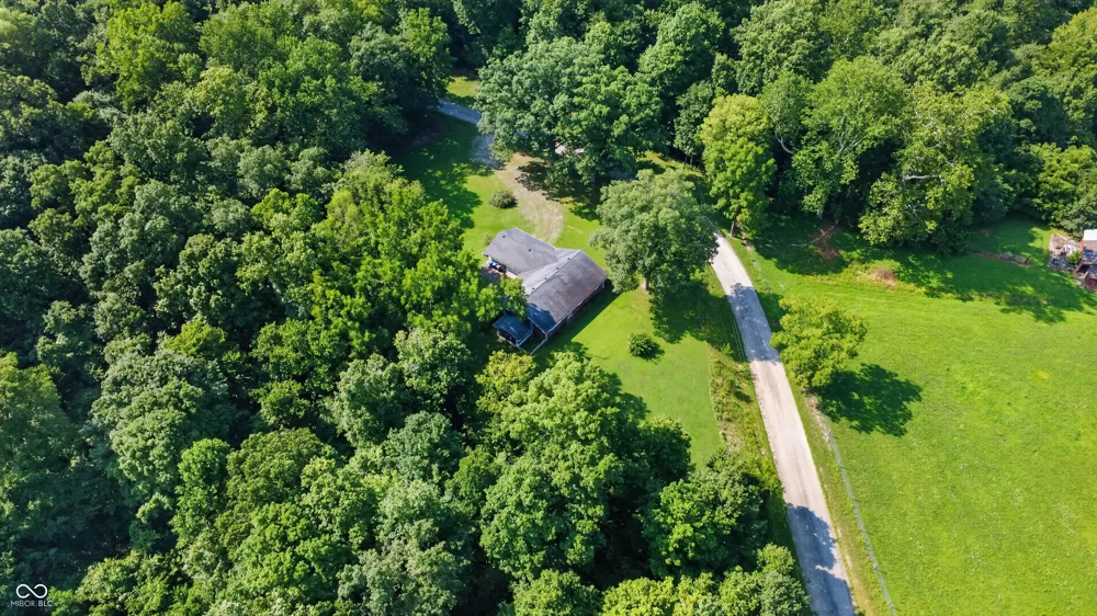 1234 E Denman Road Rosedale, IN 47874