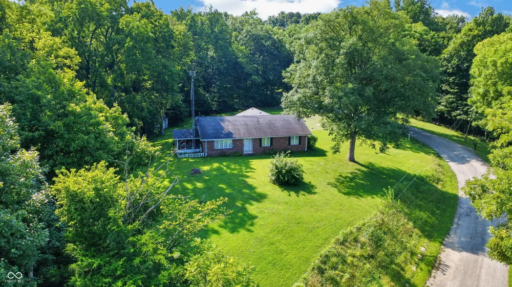 1234 E Denman Road Rosedale, IN 47874