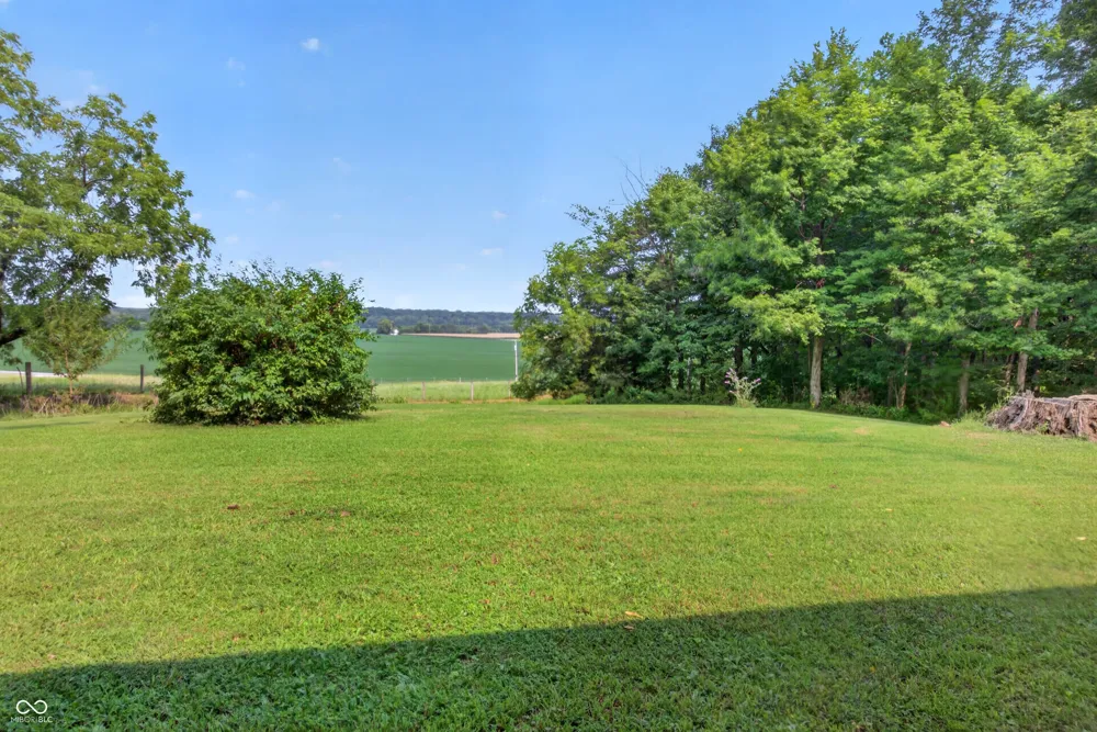 1234 E Denman Road Rosedale, IN 47874