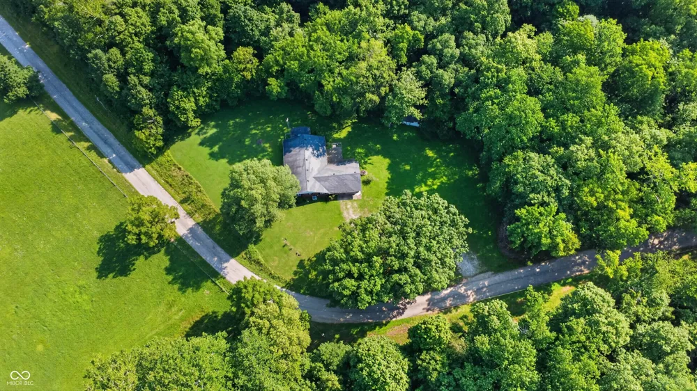 1234 E Denman Road Rosedale, IN 47874