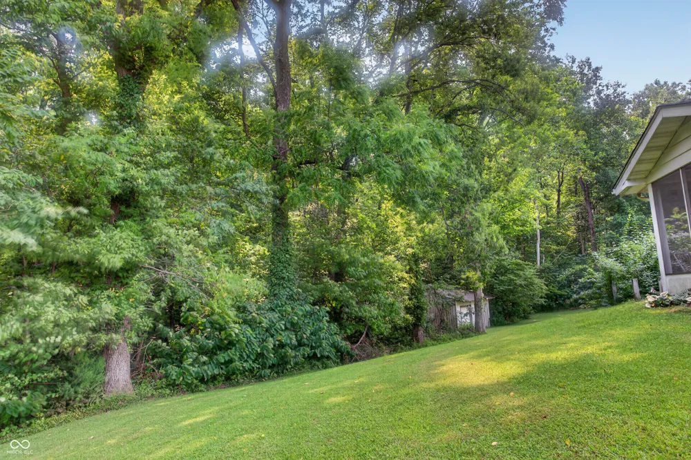 1234 E Denman Road Rosedale, IN 47874