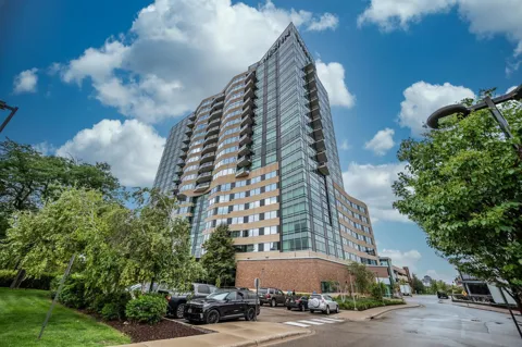 3209 Galleria #1502