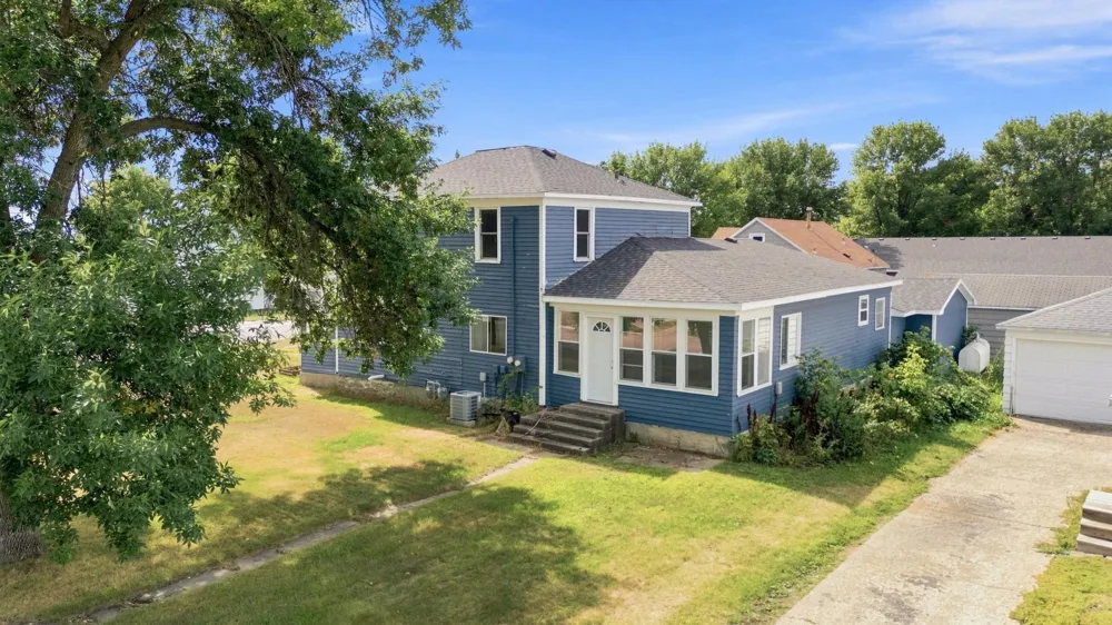 802 Hobart Street Hawley, MN 56549