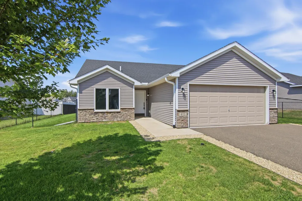 411 Staples Road Osceola, WI 54020