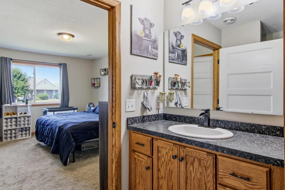 411 Staples Road Osceola, WI 54020