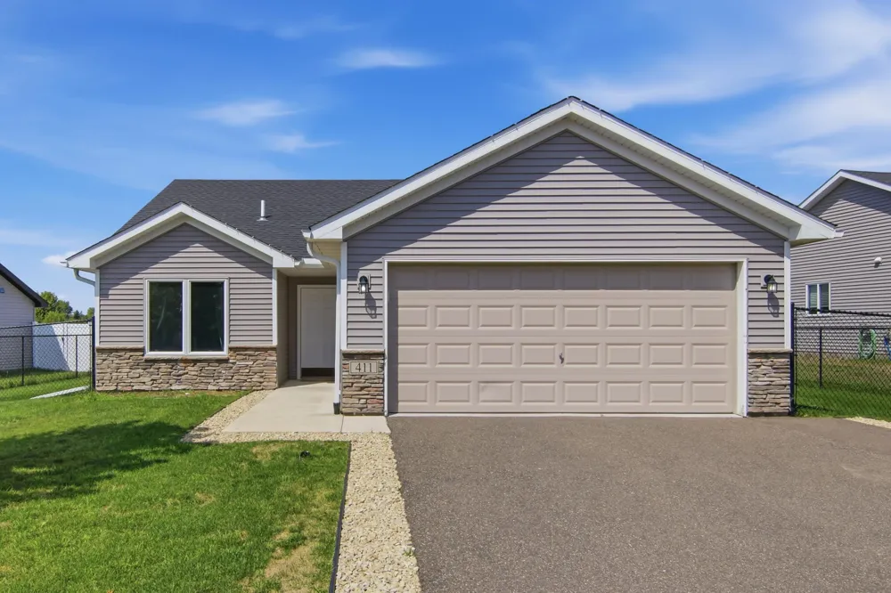 411 Staples Road Osceola, WI 54020