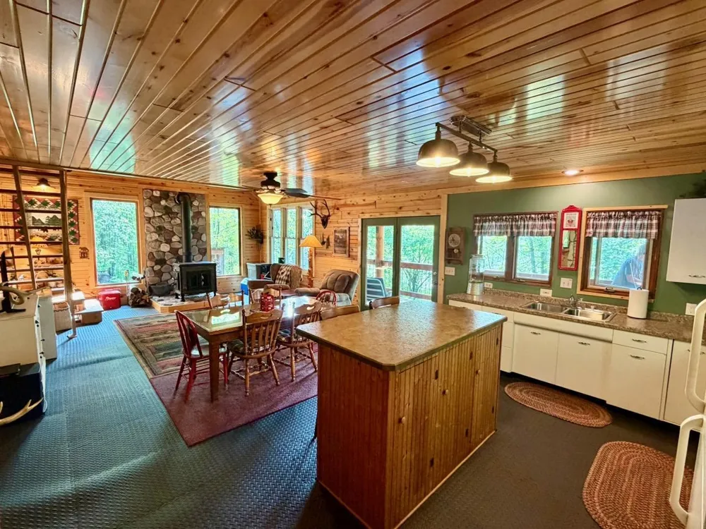 10742 Lambert Road Orr, MN 55771