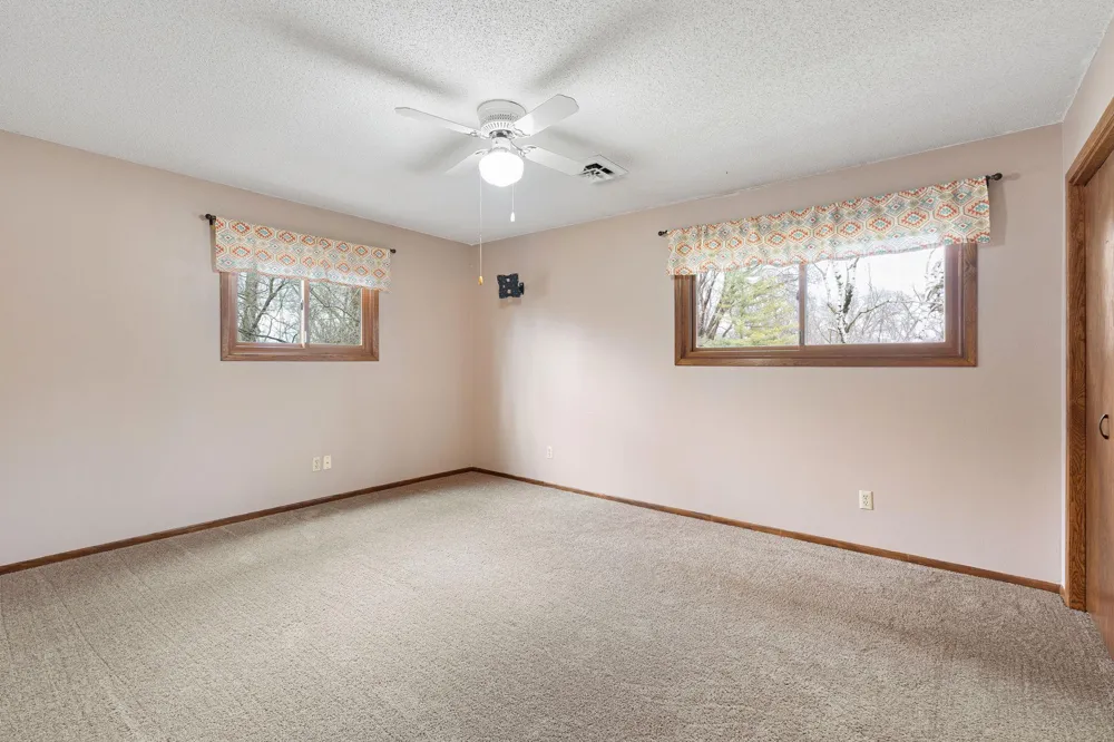 1680 Woodlawn Avenue Owatonna, MN 55060