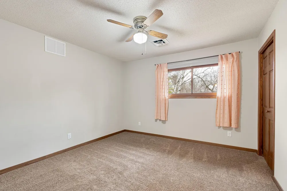 1680 Woodlawn Avenue Owatonna, MN 55060