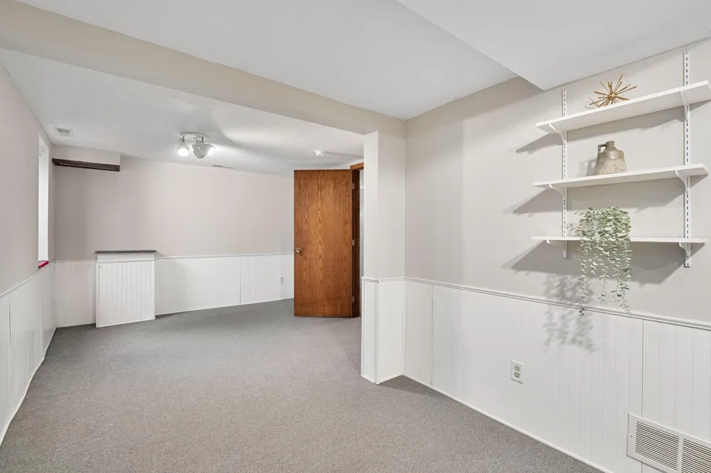 1680 Woodlawn Avenue Owatonna, MN 55060