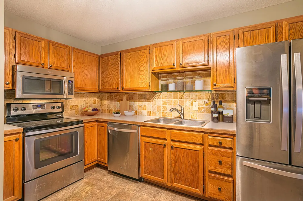 3575 Blue Jay Way #103 Eagan, MN 55123
