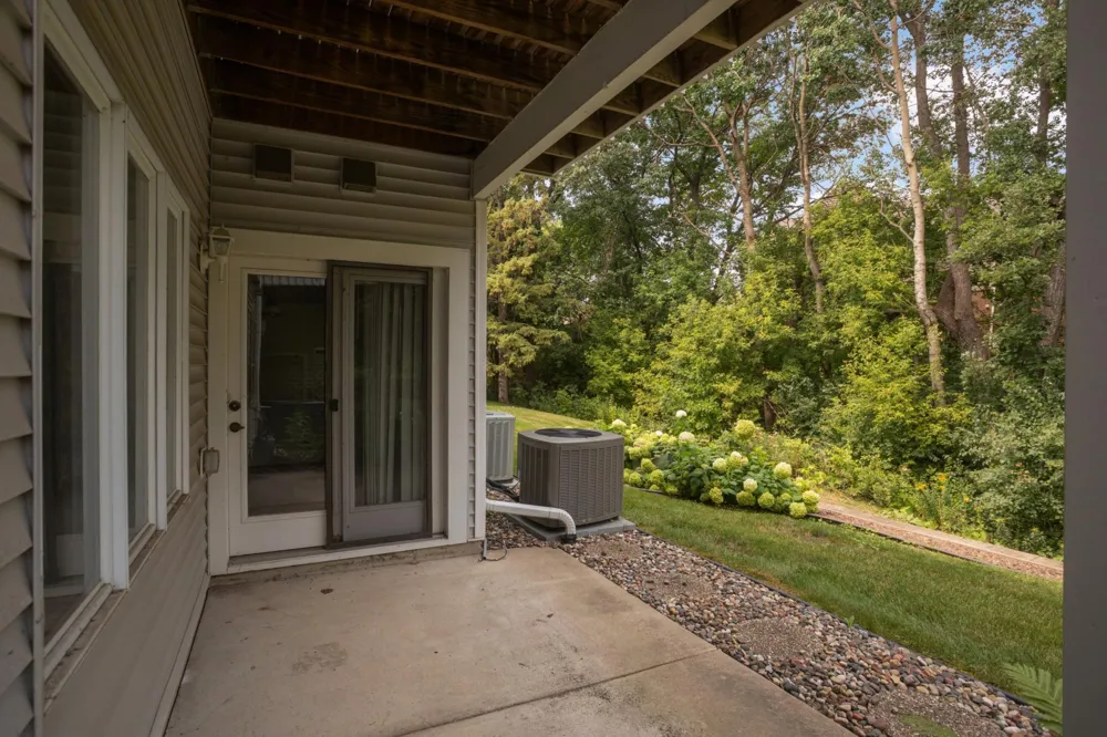 3575 Blue Jay Way #103 Eagan, MN 55123