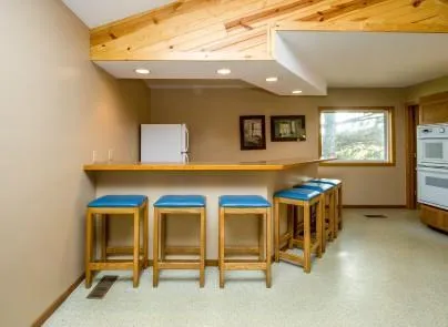 3575 Blue Jay Way #103 Eagan, MN 55123