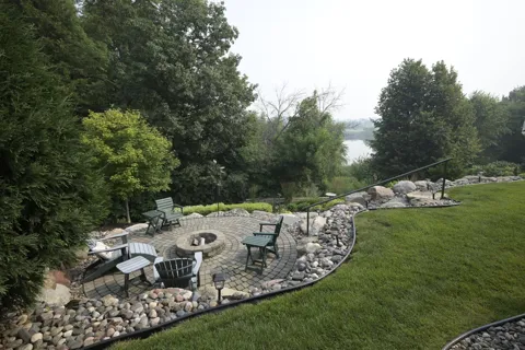 3514 Cove Point Circle NW