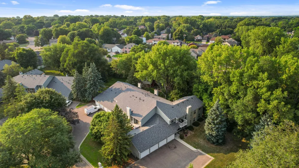 2508 Innsbruck Trail New Brighton, MN 55112