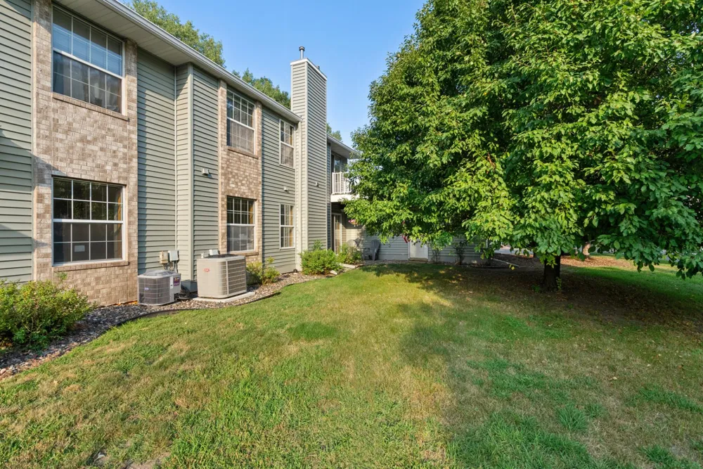 2508 Innsbruck Trail New Brighton, MN 55112