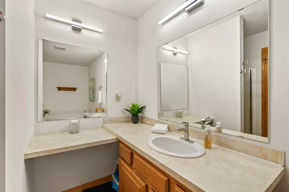 2508 Innsbruck Trail New Brighton, MN 55112