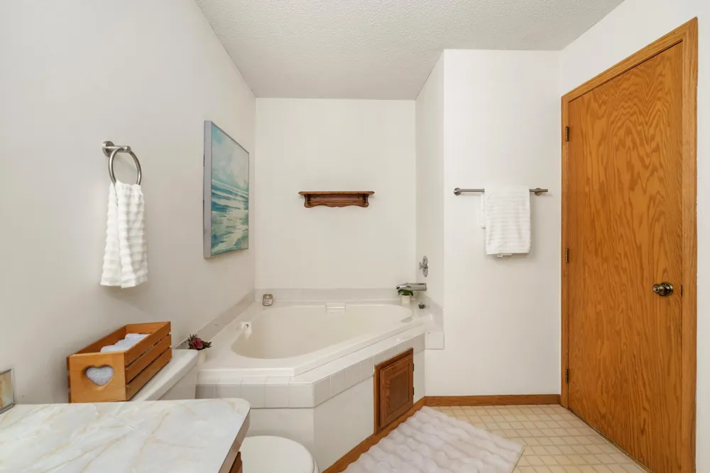 2508 Innsbruck Trail New Brighton, MN 55112