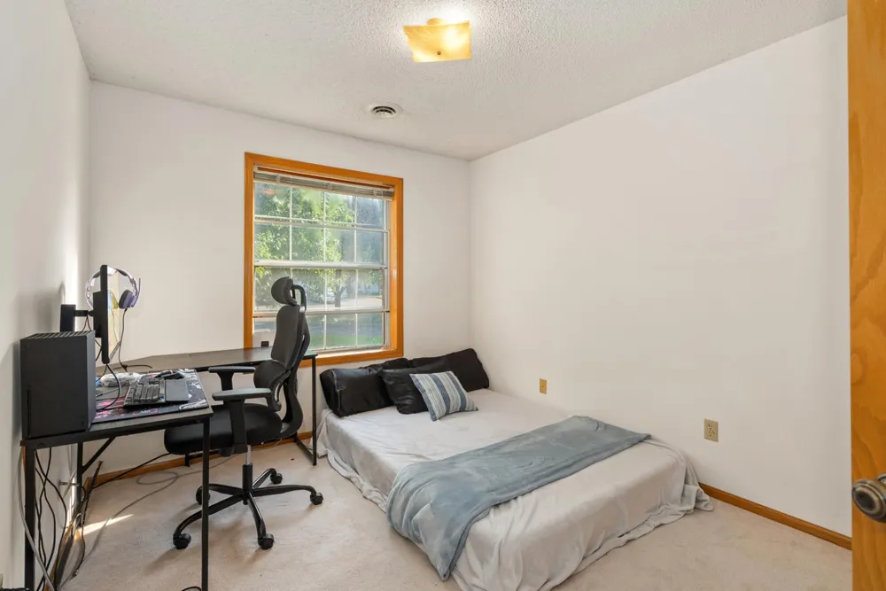 2508 Innsbruck Trail New Brighton, MN 55112
