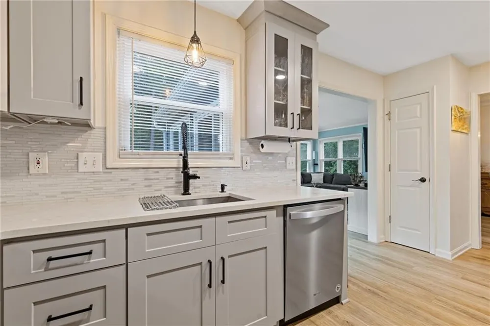 3915 Ivy Run Circle Duluth, GA 30096