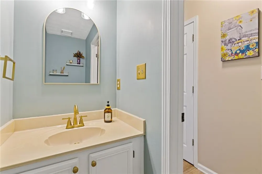 3915 Ivy Run Circle Duluth, GA 30096