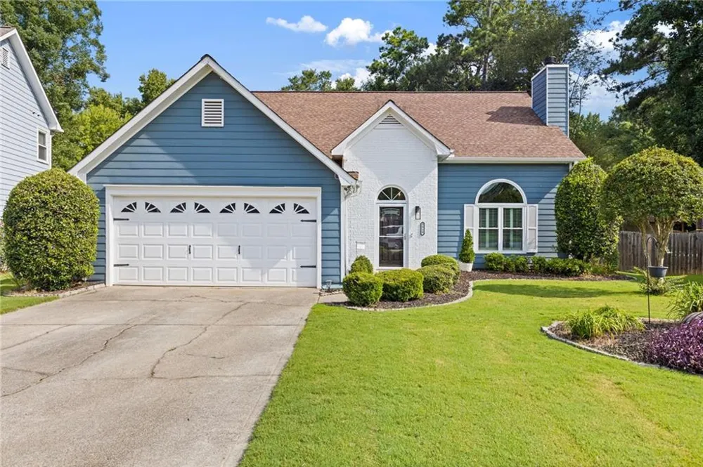 3915 Ivy Run Circle Duluth, GA 30096