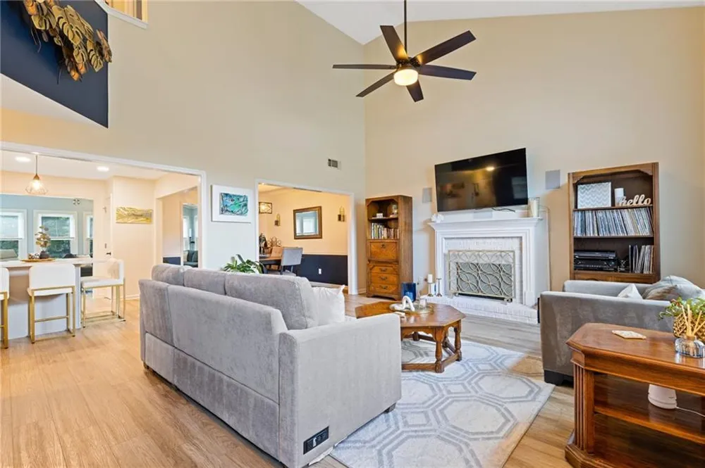 3915 Ivy Run Circle Duluth, GA 30096