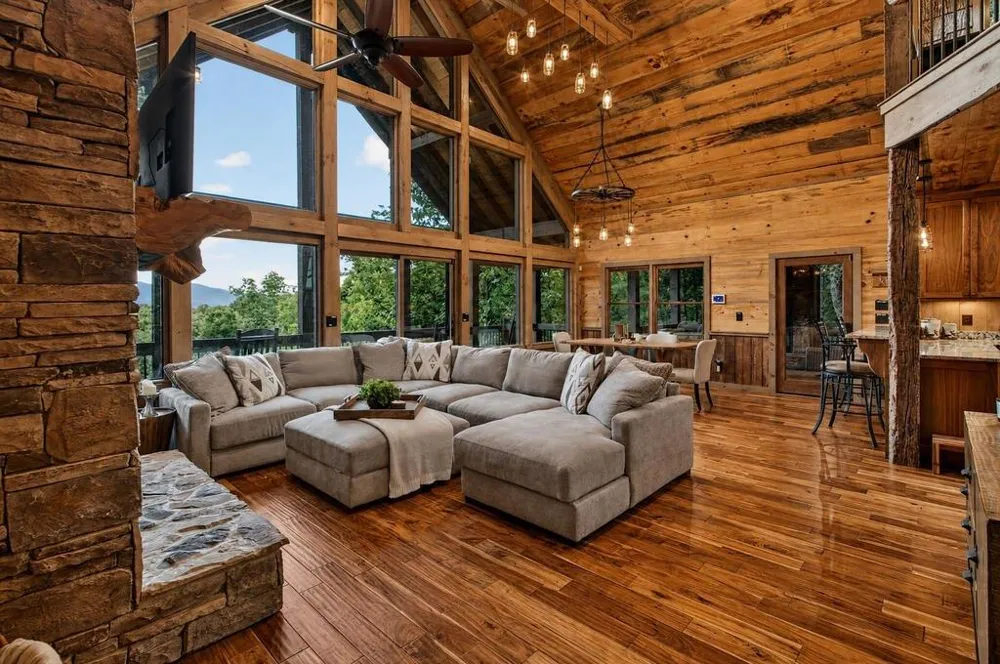 50 Broken Arrow Path Blue Ridge, GA 30513