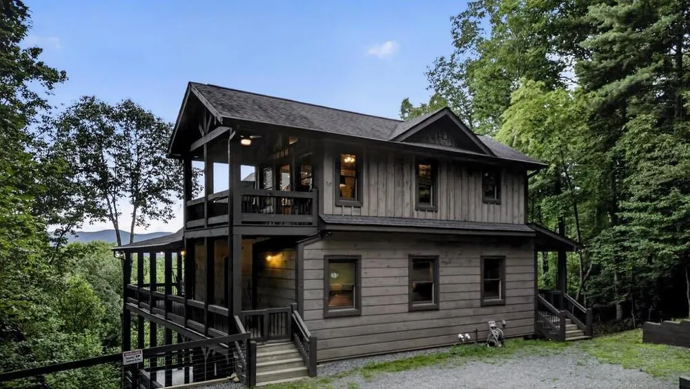 50 Broken Arrow Path Blue Ridge, GA 30513