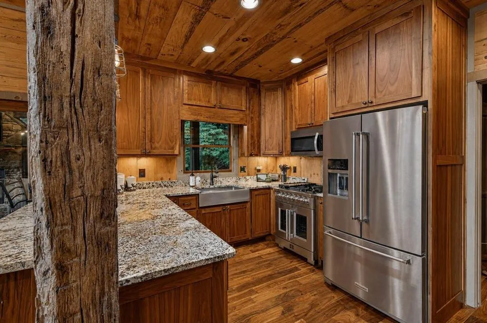 50 Broken Arrow Path Blue Ridge, GA 30513