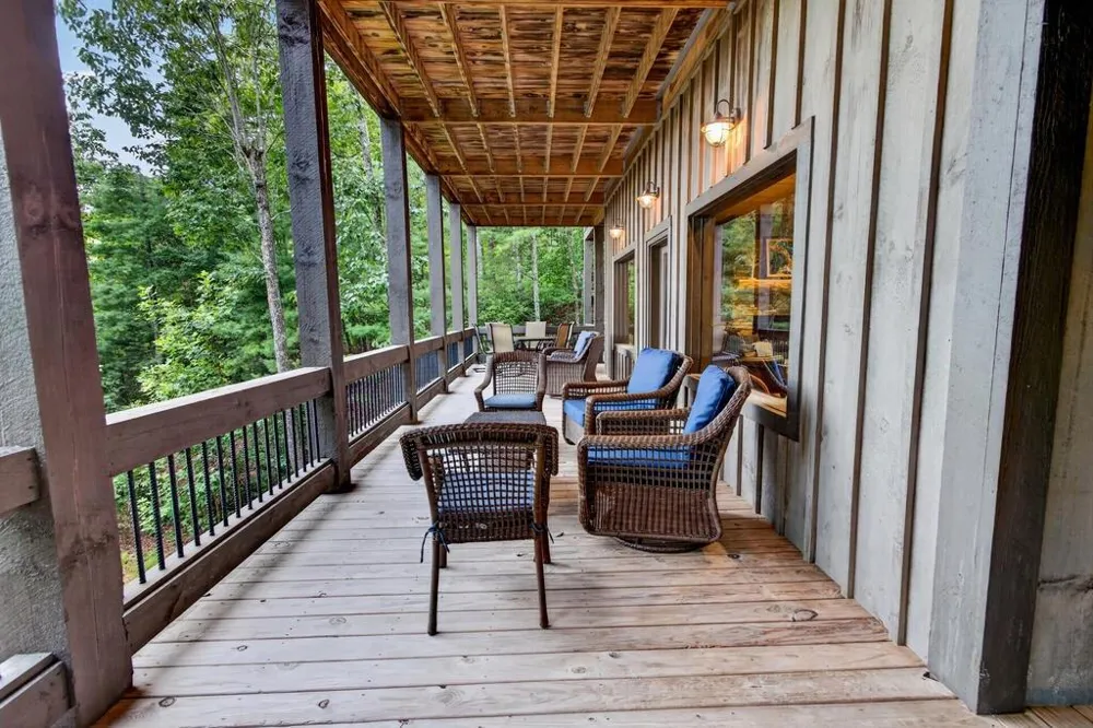 50 Broken Arrow Path Blue Ridge, GA 30513