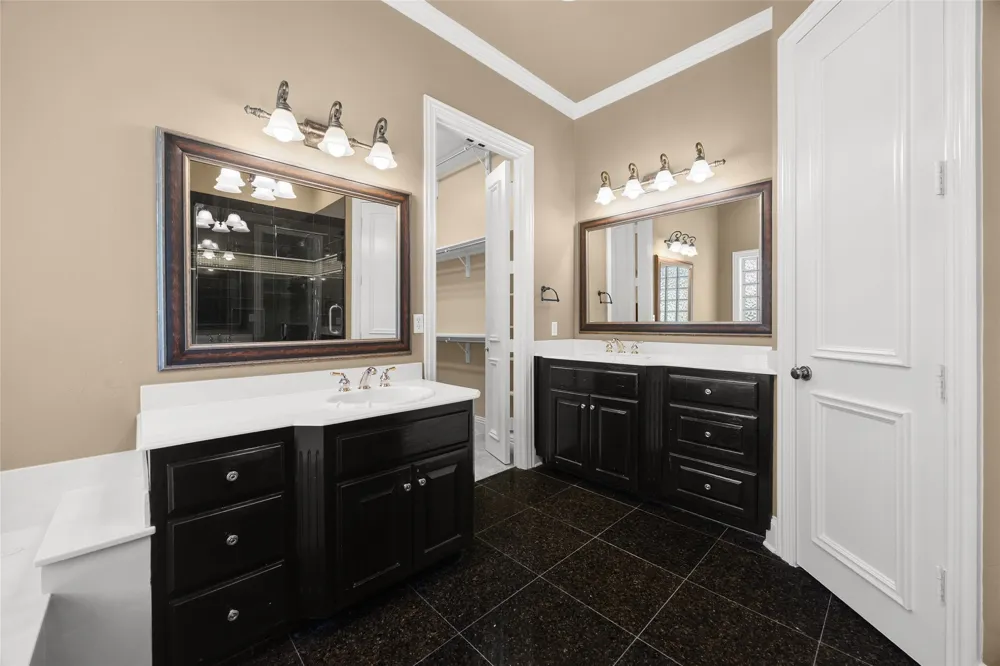 2409 Legend Drive Heath, TX 75032