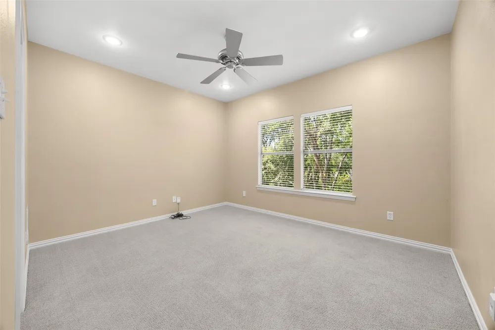 2409 Legend Drive Heath, TX 75032