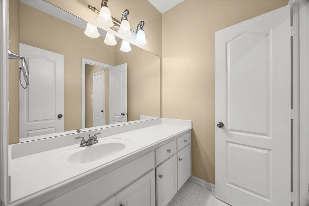 2409 Legend Drive Heath, TX 75032